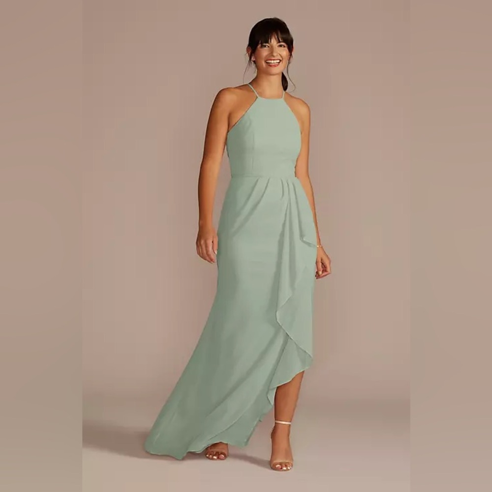 David’s bridal bridesmaids down in dusty sage